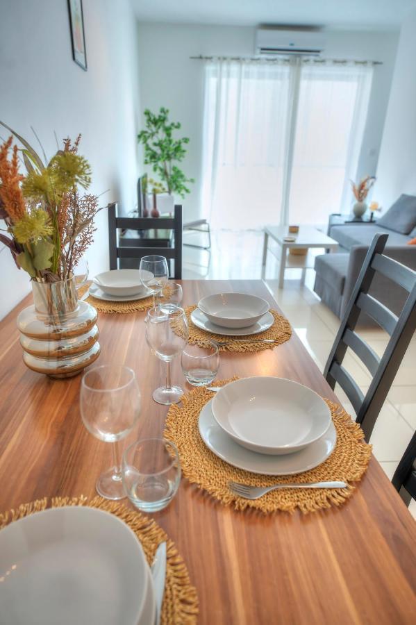 Large And Modern 2Bedroom With Balcony Glub1-1 Gzira Exteriör bild