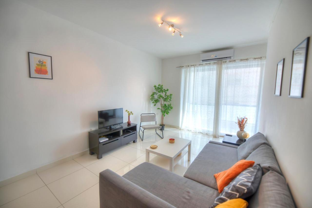 Large And Modern 2Bedroom With Balcony Glub1-1 Gzira Exteriör bild