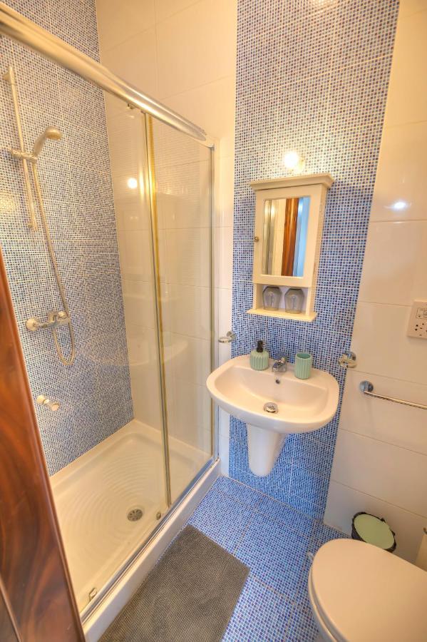 Large And Modern 2Bedroom With Balcony Glub1-1 Gzira Exteriör bild