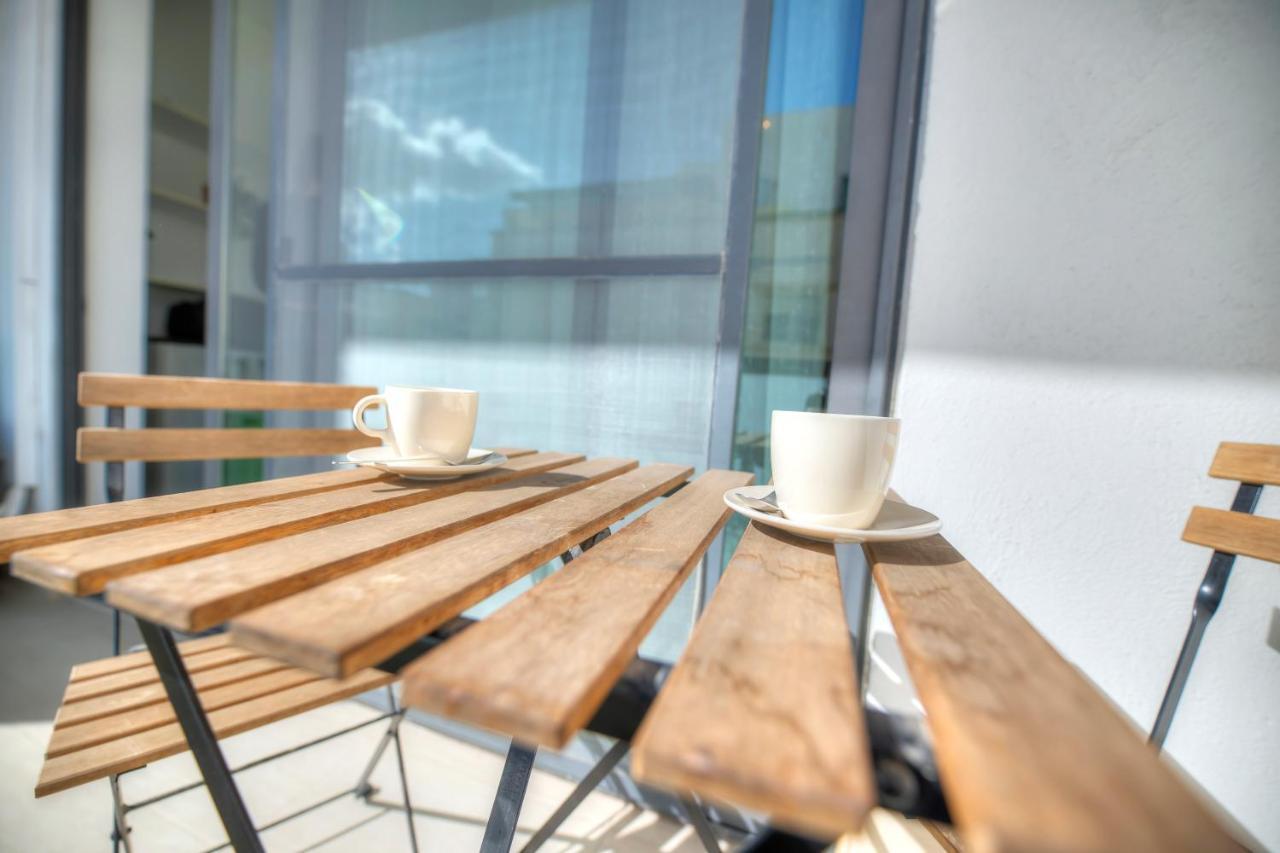 Large And Modern 2Bedroom With Balcony Glub1-1 Gzira Exteriör bild