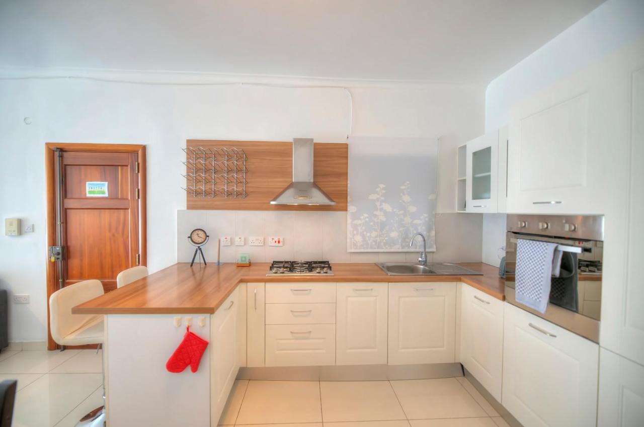 Large And Modern 2Bedroom With Balcony Glub1-1 Gzira Exteriör bild